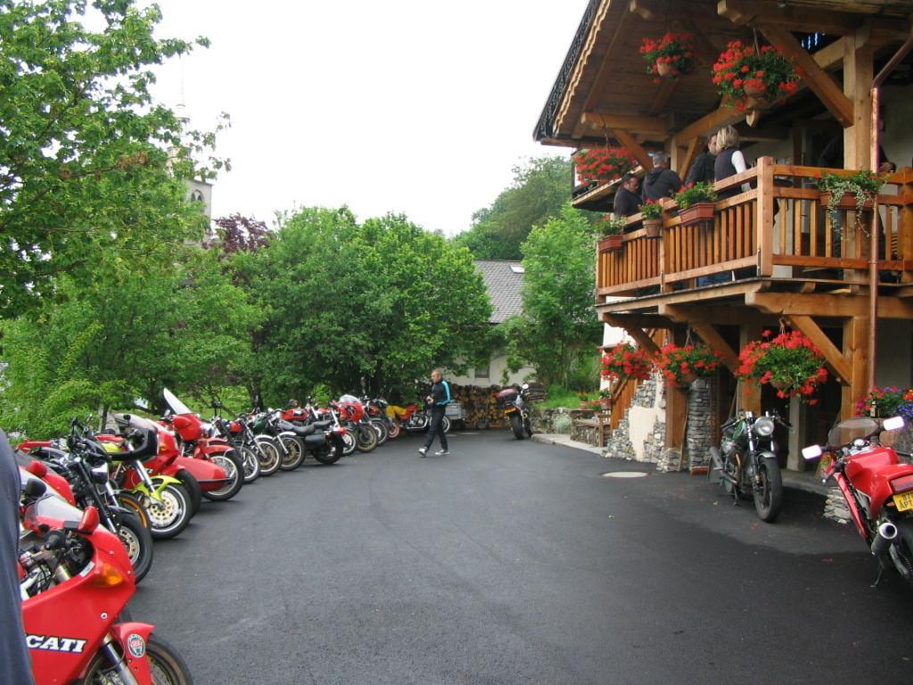 Chalet La Source Hotel Saint-Nicolas-la-Chapelle  Ngoại thất bức ảnh